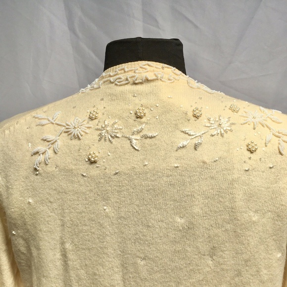 SOLD Jeri-Jo vtg 50s 60s beaded cardigan sweater lambswool angora floral ivory L - Picture 6 of 8